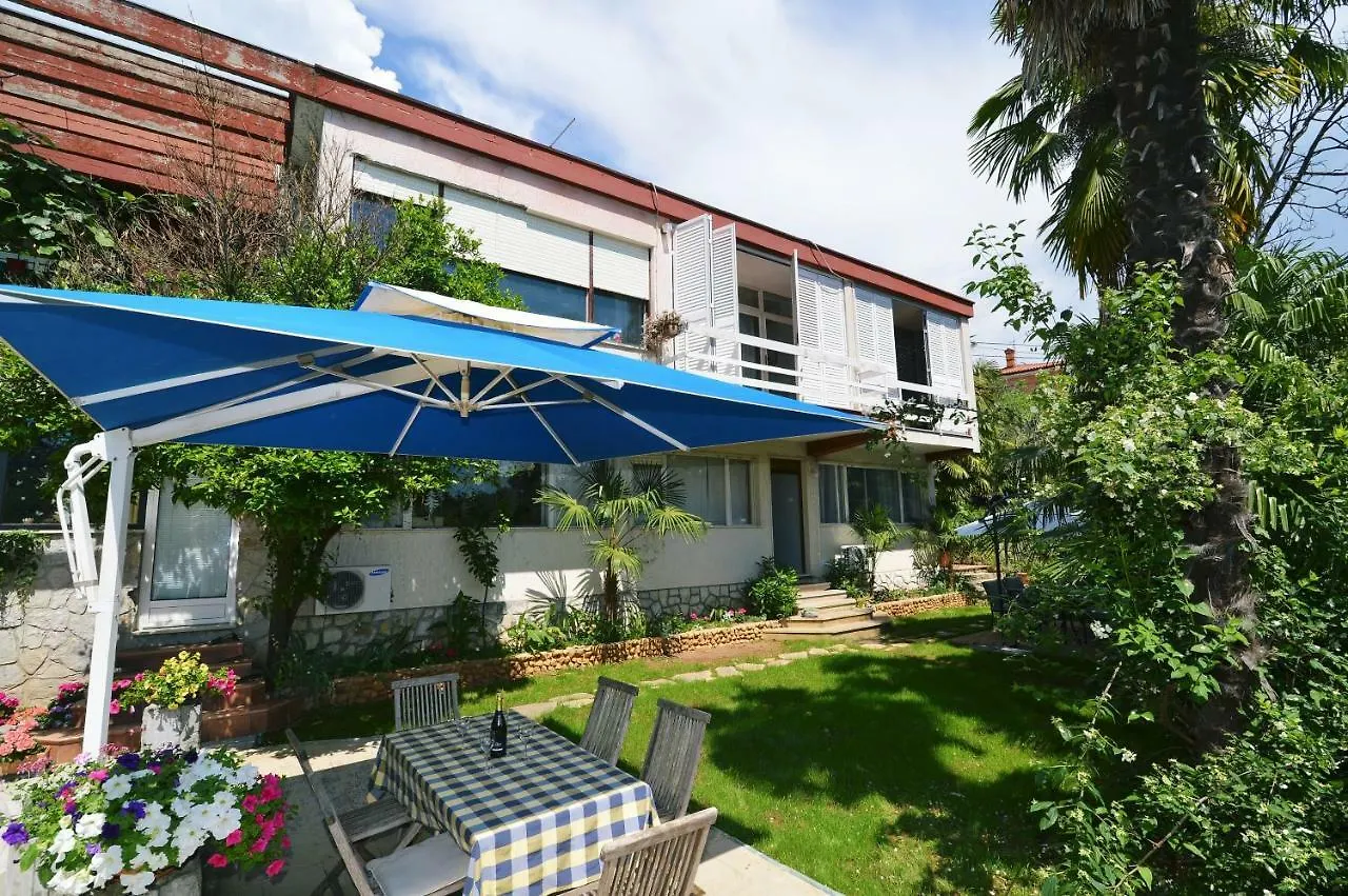 Apartments Doroti Ika Kroatien